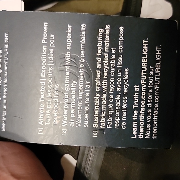 NWT Women's size M North Face ski bib - Picture 10 of 10